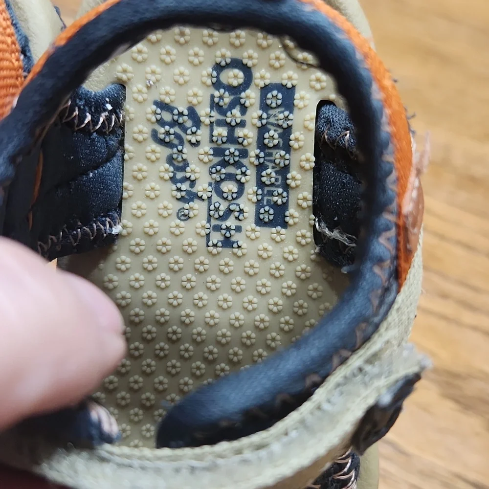 OshKosh Sandals Size 5